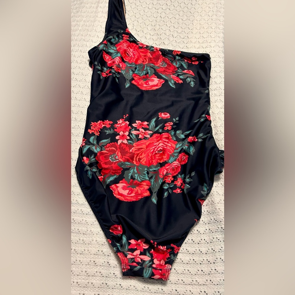 One Shoulder Bathing Suit
